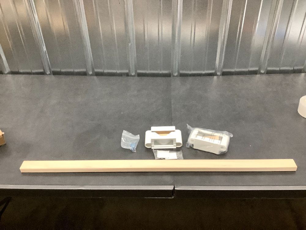 Safety Innovations No Hole Stairway Baby Gate Mounting Kit - Image 2 - Lot 4024