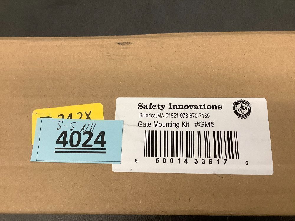 Safety Innovations No Hole Stairway Baby Gate Mounting Kit - Image 5 - Lot 4024