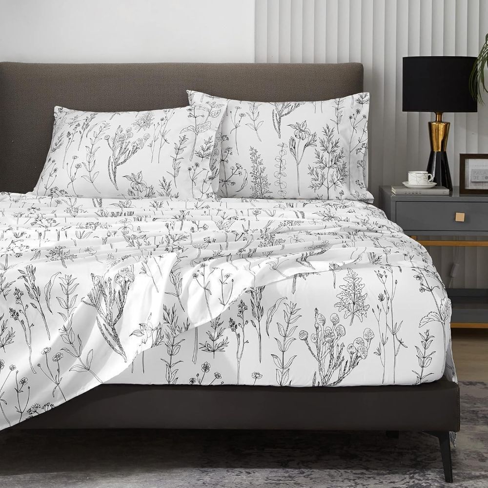 HYPREST Floral Sheets Queen Size - Image 1 - Lot 4064