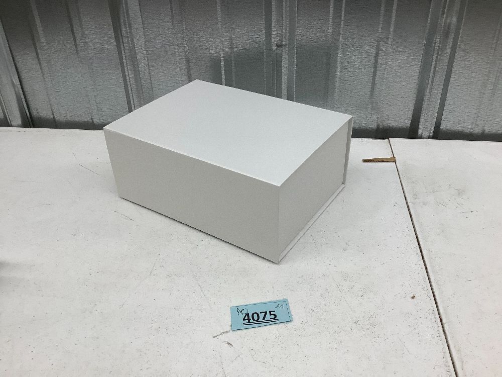 Giftgarden White Gift Boxes - Image 2 - Lot 4075