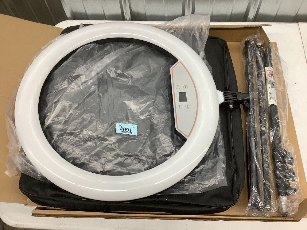22'' Ring Light with 75'' Tripod Stand, LED Display/2 USB Ports/6500K Dimmable Ring Light - Image 2 - Lot 4091