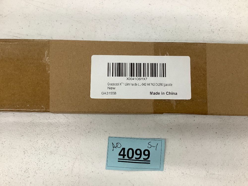 46 inch Mower Mulching Blade for Cub Cadet - Image 3 - Lot 4099