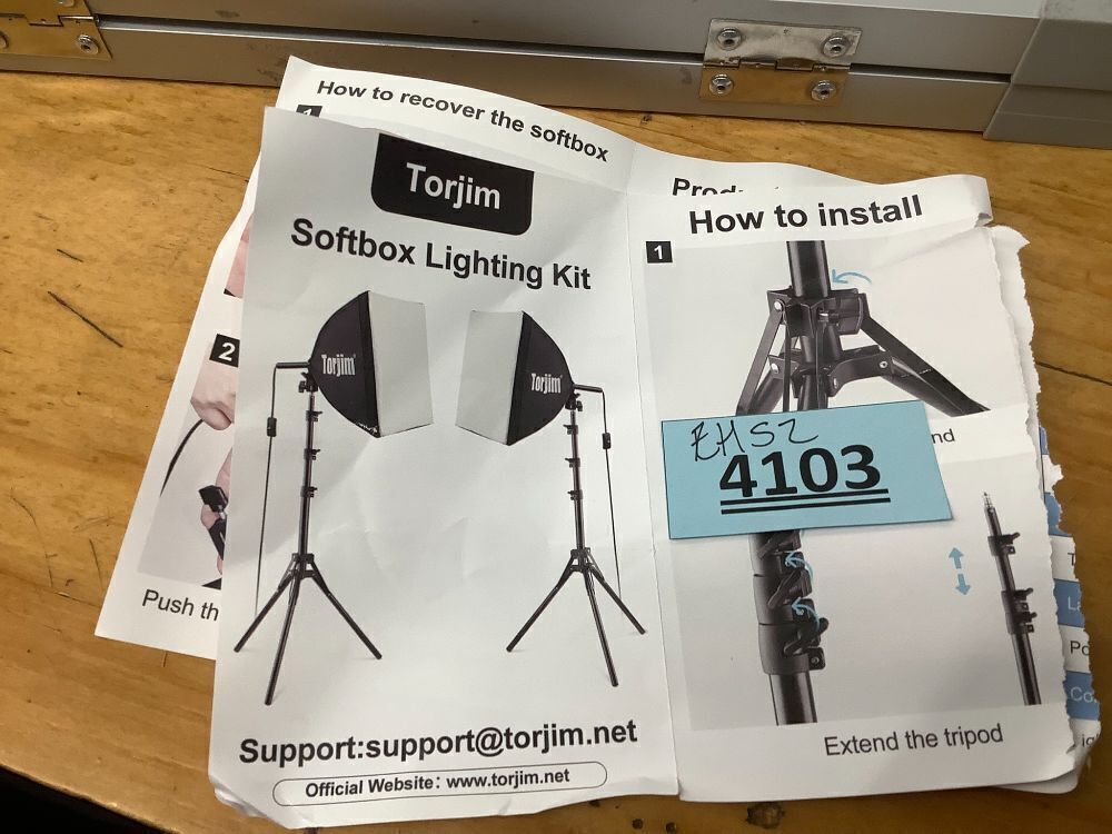 Torjim Softbox Photography Lighting Kit - Image 2 - Lot 4103