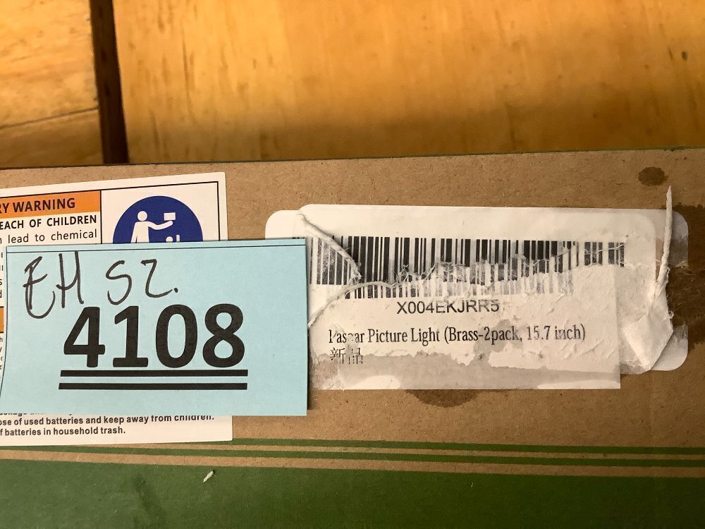 2 Pack Brass Picture Lights for Paintings Plug in - Image 3 - Lot 4108
