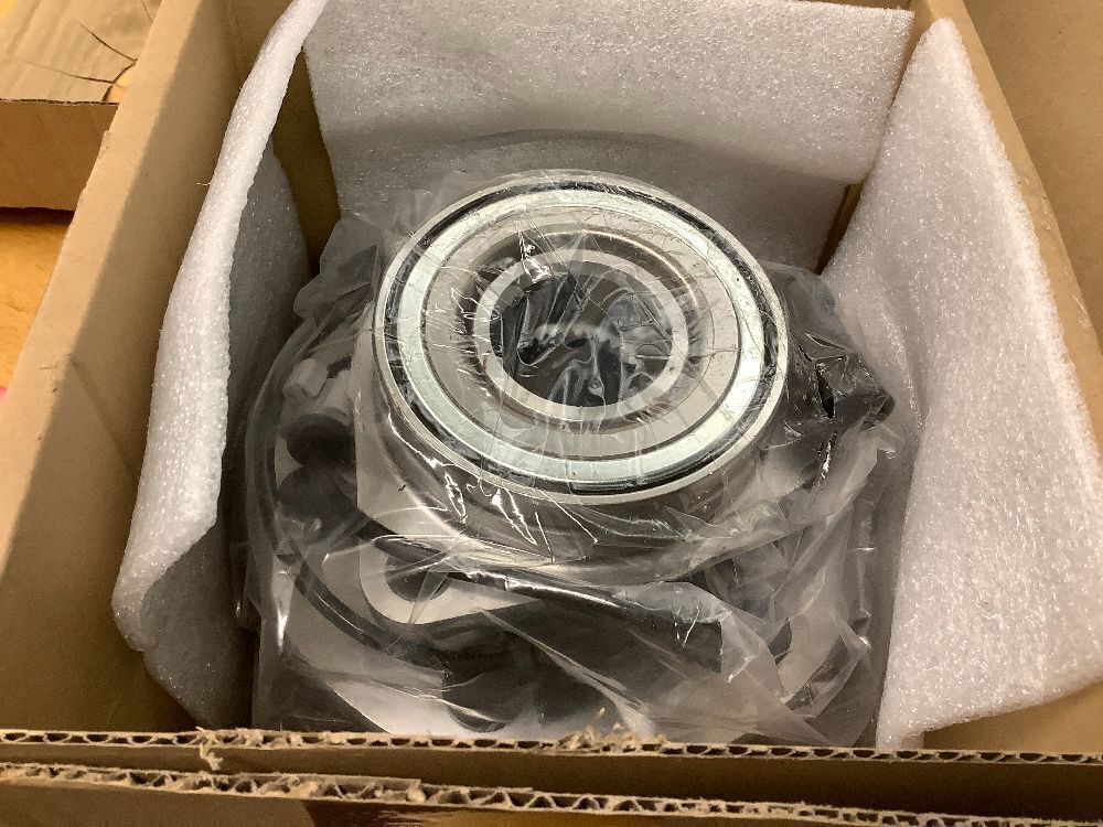 515036 4WD/AWD Front Wheel Hub Bearing Assembly Compatible with Cadillac Escalade, Chevy Silverado, Avalanche 1500, Express, Tahoe, Suburban, GMC Savana, Yukon, Sierra 6Lugs W/ABS(Pair) - Image 3 - Lot 4163