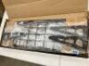 Wall Shelf 1-Pack with Hook Set - Thumbnail 2