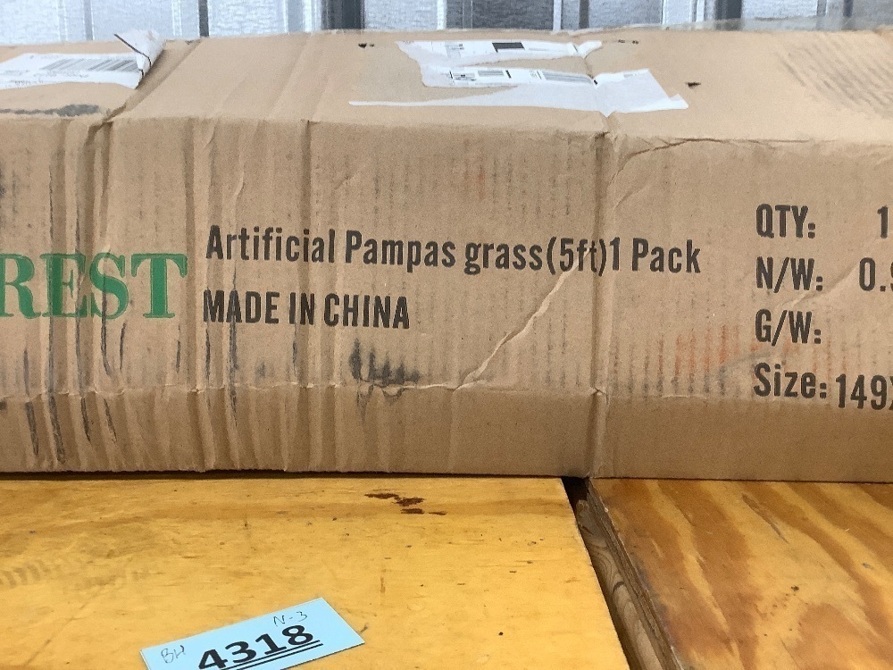 Artificial pampas grass - Image 4 - Lot 4318