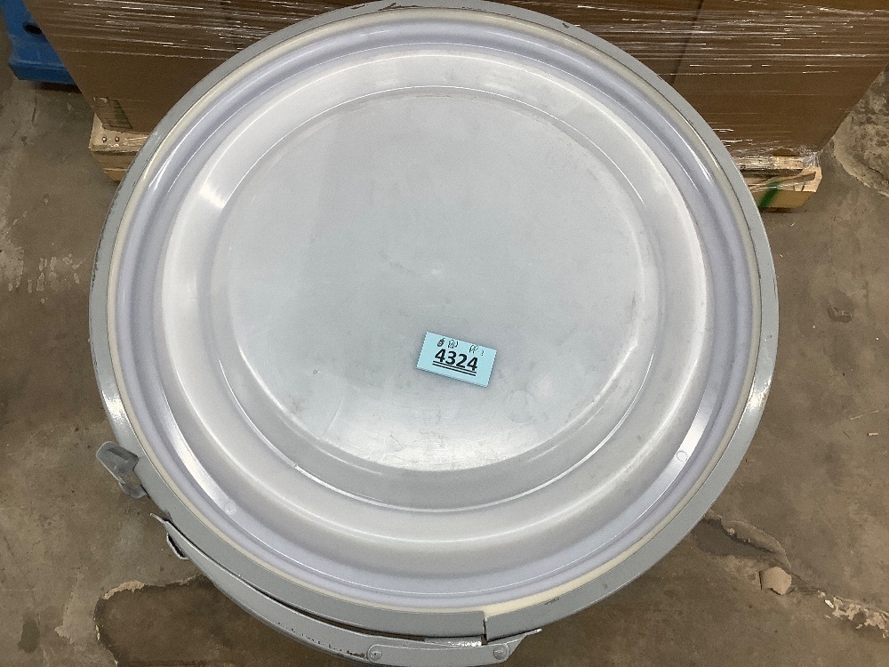 Plastic storage barrel - Image 2 - Lot 4324