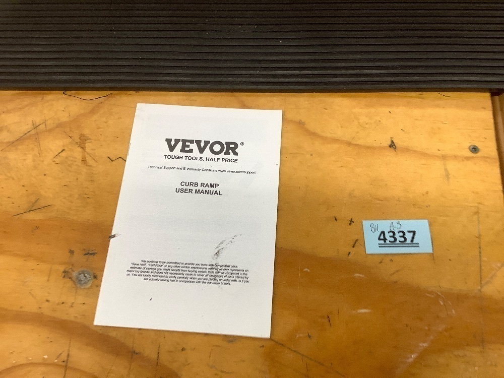 VEVOR curb ramps - Image 2 - Lot 4337