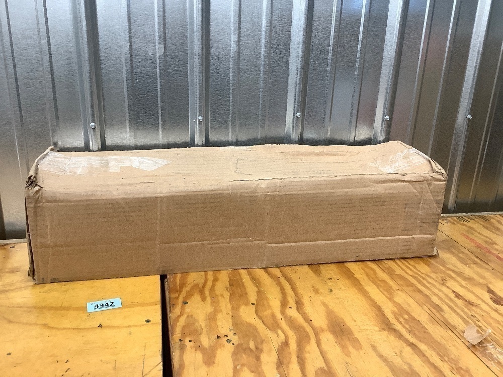 Gill Athletics S@ starting blocks - Image 4 - Lot 4342