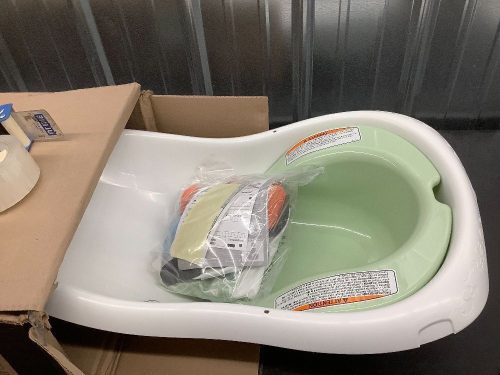 Fisher-Price Baby to Toddler Bath 4-in-1 Sling ‘n Seat Tub with Removable Infant Support - Image 2 - Lot 4361