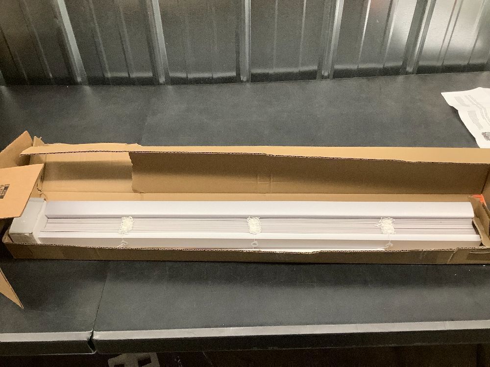 LOTUS & WINDOWARE Cordless Mini Blind, 1" Vinyl Slats - Image 2 - Lot 4372