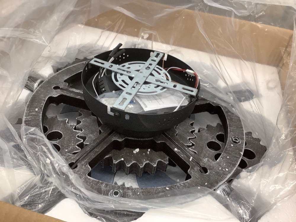Caged ceiling fan light - Image 4 - Lot 4435