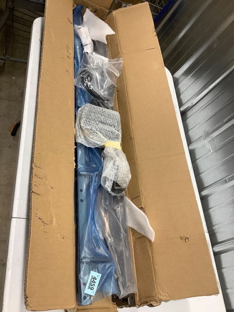 PK-6 Locking 3-Place Open Trimmer Rack - Image 2 - Lot 4459
