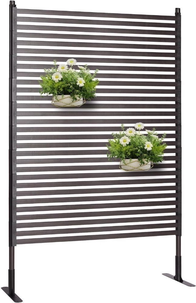 Outdoor privacy screen (metal) - Image 1 - Lot 4569