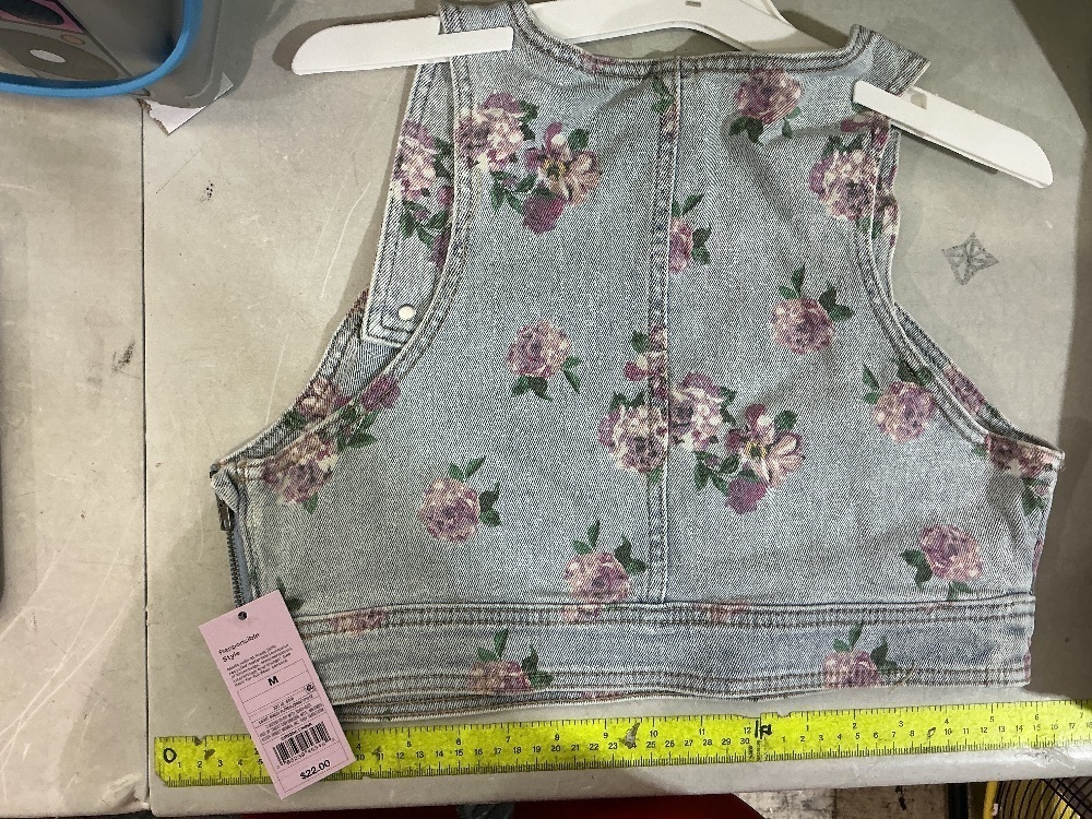 Denim Lightwash Floral Halter Top- size M - Image 2 - Lot 32