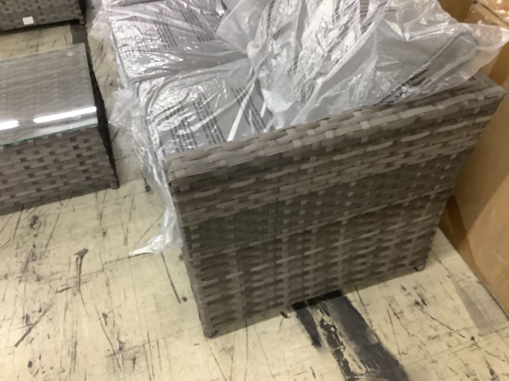 Bella Gray 6-Piece Wicker Outdoor Sectional Set with Dark Gray Cushions - Missing 2 Foot Levelers & 2 Leveler Inserts - Image 7 - Lot 27JF
