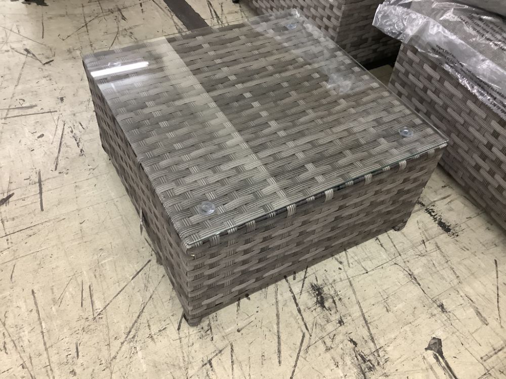 Bella Gray 6-Piece Wicker Outdoor Sectional Set with Dark Gray Cushions - Missing 2 Foot Levelers & 2 Leveler Inserts - Image 13 - Lot 27JF