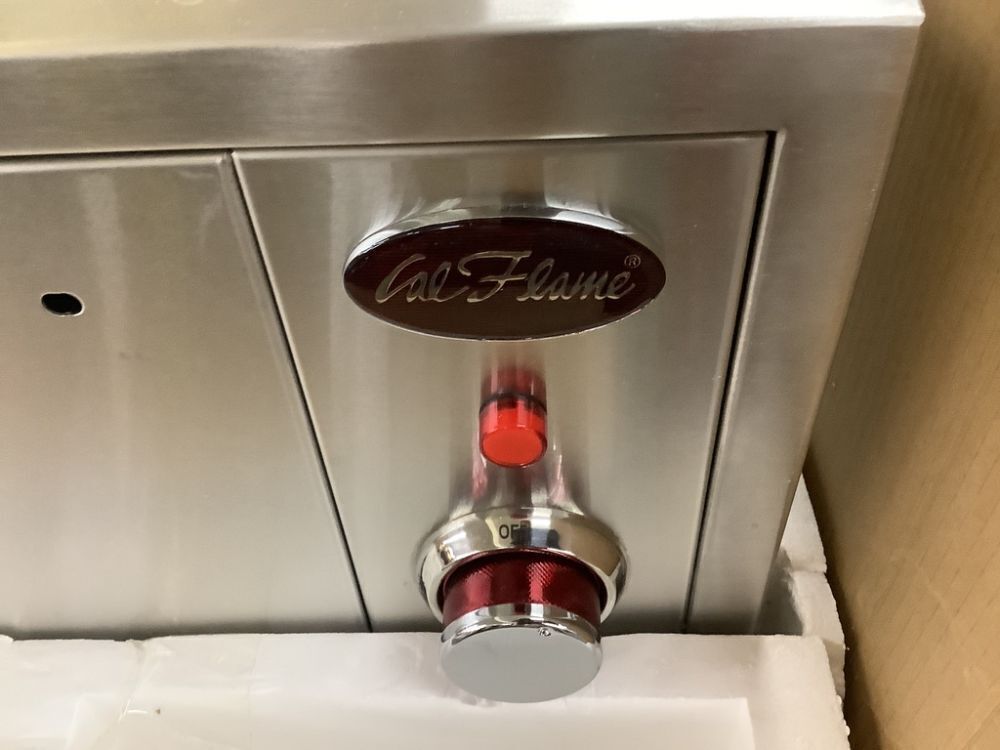 Cal Flame 2-in-1 Drop-In Stainless Steel Propane Warmer and Pizza Oven - Image 3 - Lot 33SK