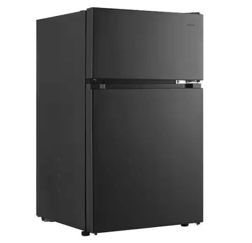 Vissani 3.1 cu. ft. 2 Door Mini Refrigerator in Black with Freezer - Lot 45JF