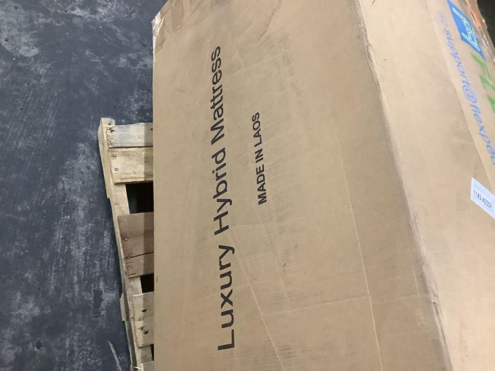 FlexPedic King Luxury Hybrid Mattress - Image 3 - Lot 48