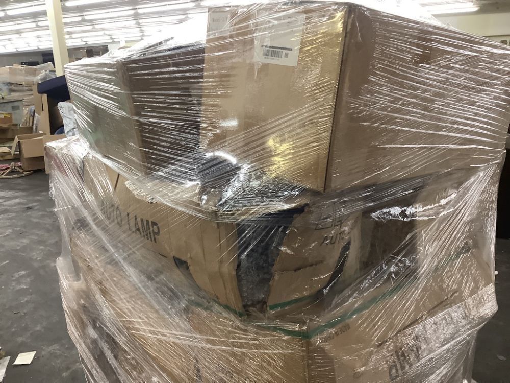 Pallet of Automotive Lighting - Uninspected - Image 2 - Lot 53