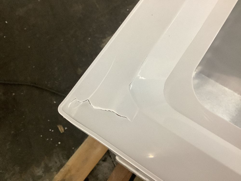 Magic Chef 7.0 cu. ft. Chest Freezer in White - Lid Hinges are Uneven, Dented - Image 8 - Lot 63JF