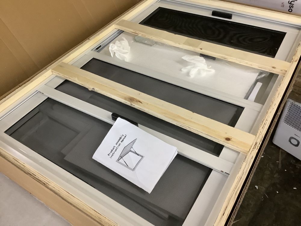 Aluminum Concession Window with 4 Horizontal Sliding Screen Windows, 45 x 30 Inch - Image 3 - Lot 64