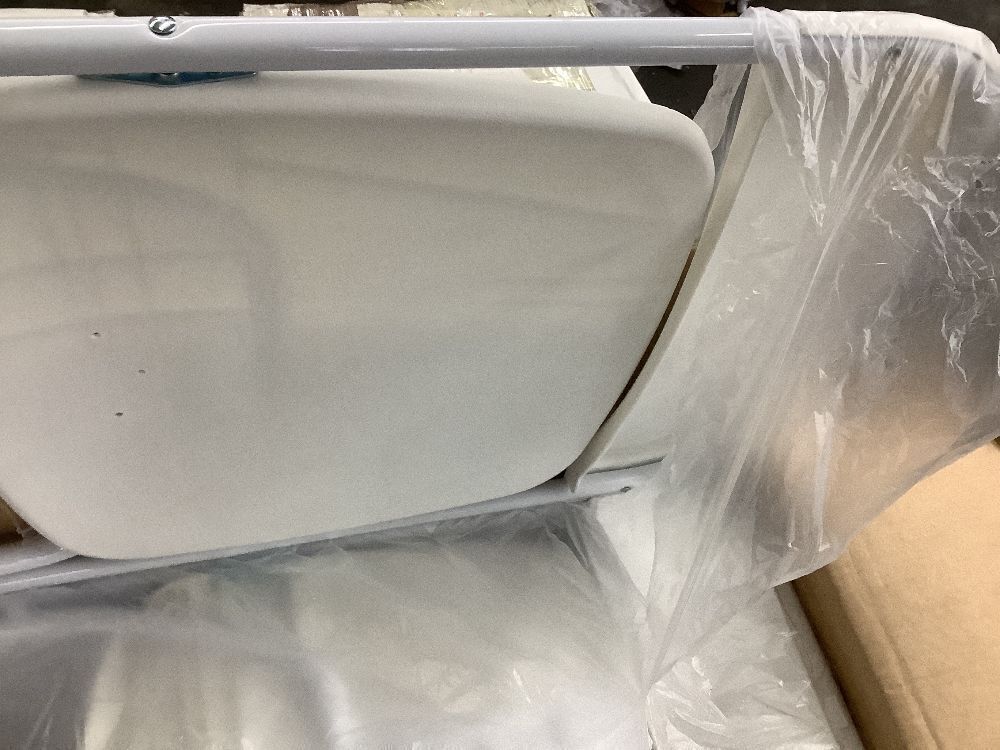 VINGLI 350lb Plastic Stackable Folding Chair with Steel Frame, 10 Pack - Image 4 - Lot 65