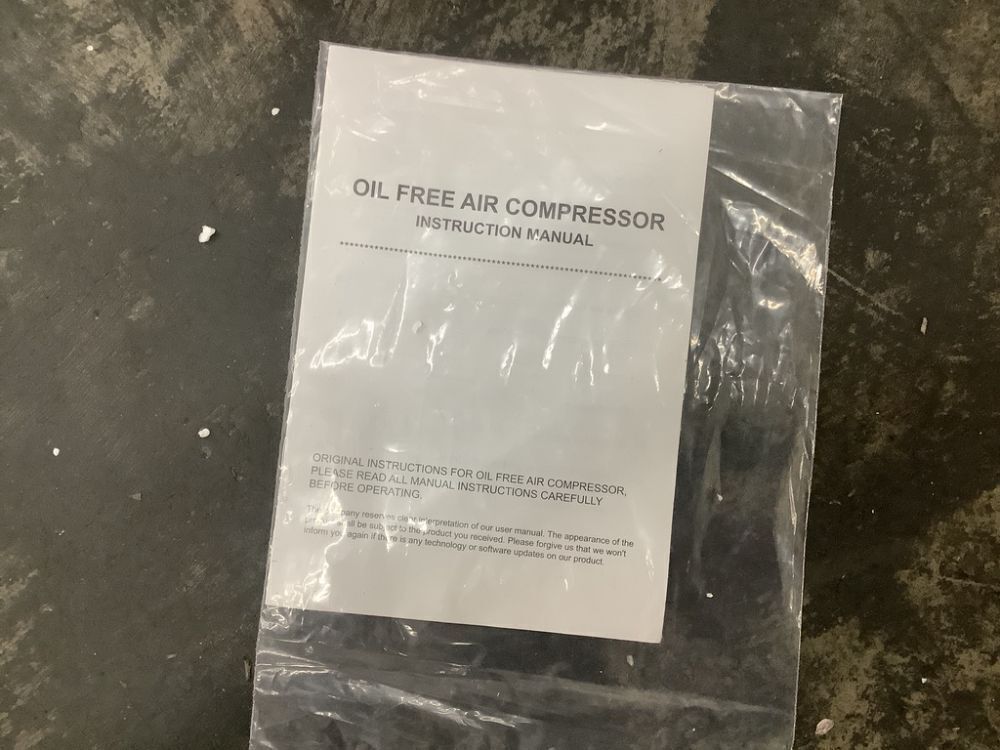 Oil-Free Air Compressor - Image 7 - Lot 89