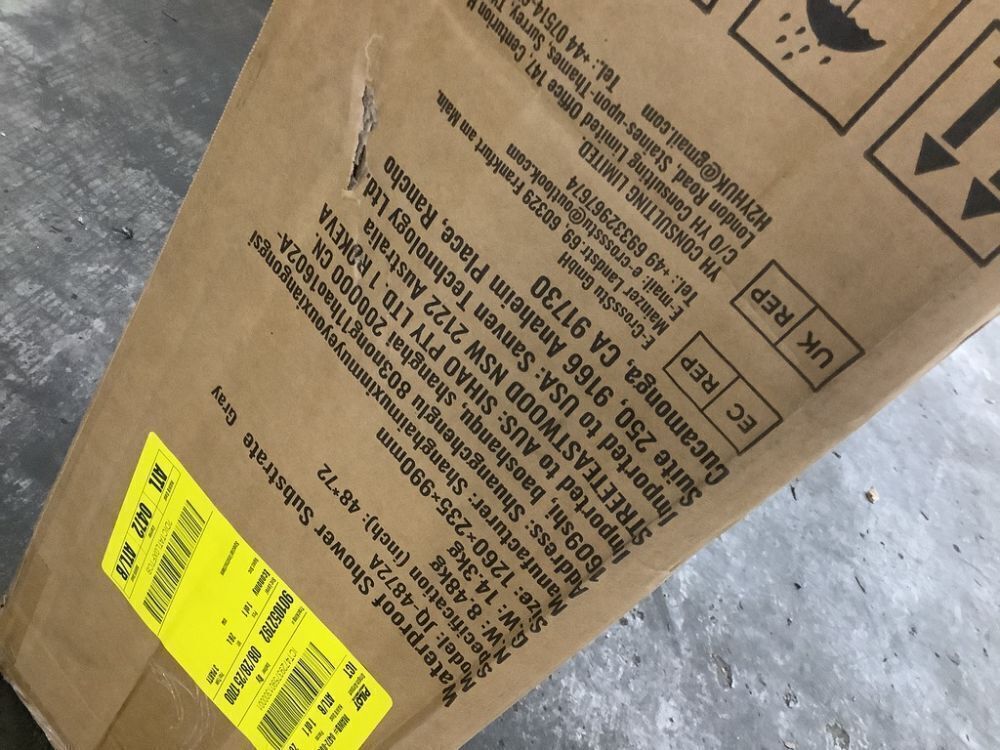VEVOR Shower Curb Kit, 48"x72" Watertight Shower Curb Overlay with 4" ABS Central Bonding Flange, 4" Stainless Steel Grate, 2 Cuttable Shower Curb and Trowel, Shower Pan Slope Sticks Fit for Bath - Image 5 - Lot 106