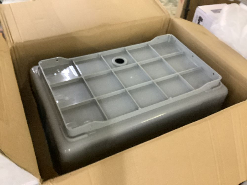 VINGLI Utility Sink - Image 2 - Lot 120