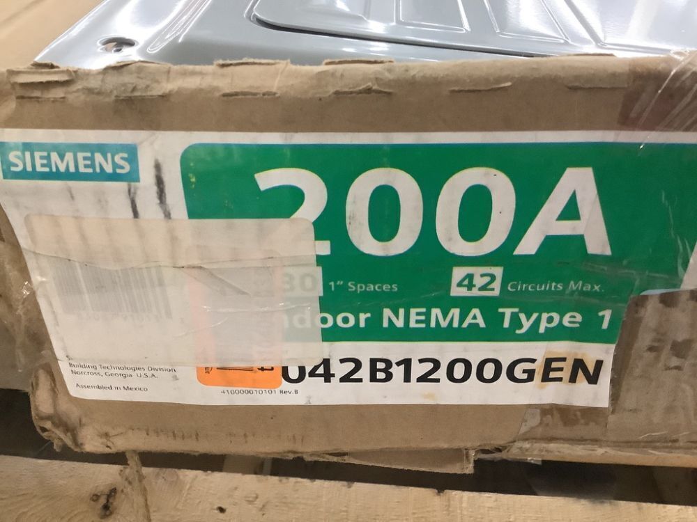 SIEMENS Generator Ready Load Center with a 200 Amp Main Breaker - Hinges Damaged - Image 9 - Lot 125SK