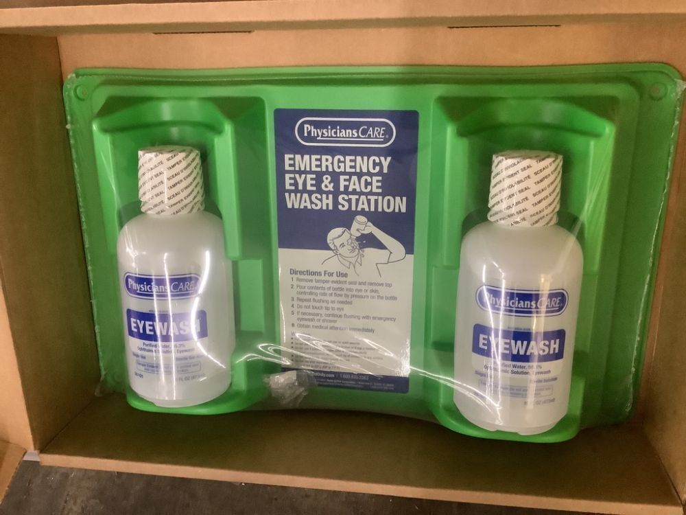 Case of (6) PhysiciansCare Eyewash Station, Double 16 oz. Screw Cap Bottle - Image 2 - Lot 341