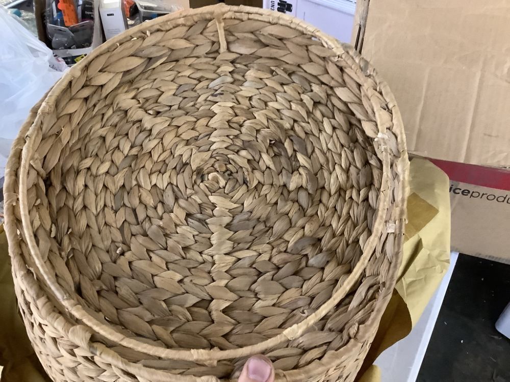 Multipurpose Hyacinth Storage Tote Basket - Bent - Image 2 - Lot 346