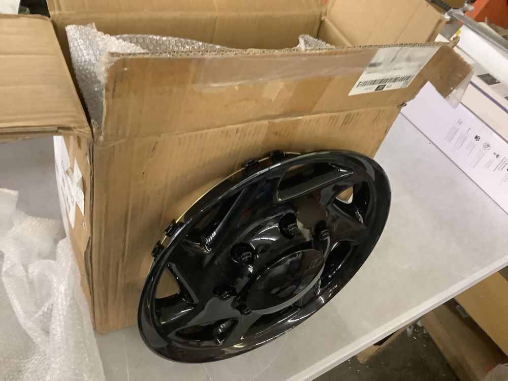 1999-2018 Ford E250 E350 E450 Econoline Van 16" Hub Caps, 4 Pack - Image 2 - Lot 454
