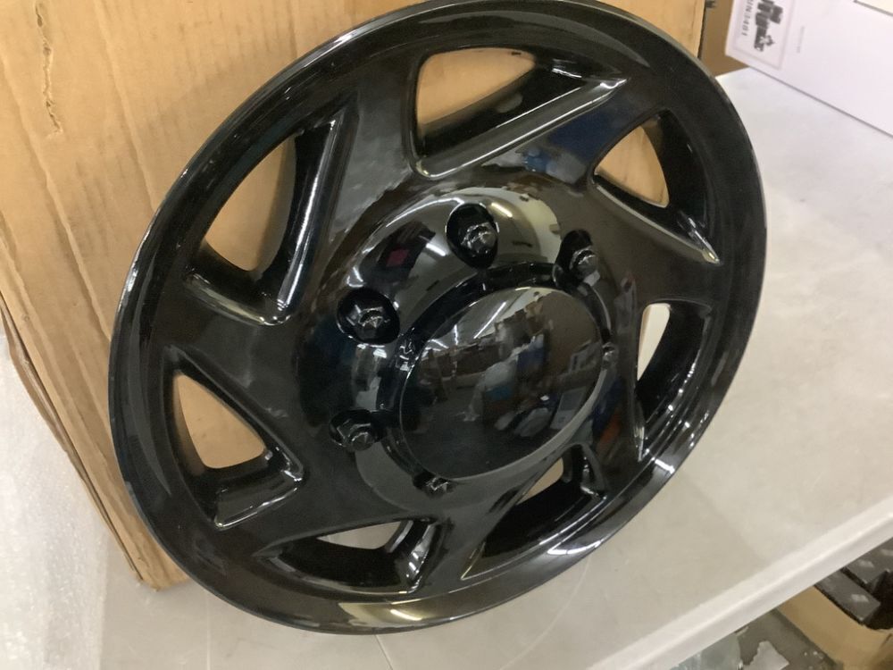 1999-2018 Ford E250 E350 E450 Econoline Van 16" Hub Caps, 4 Pack - Image 3 - Lot 454