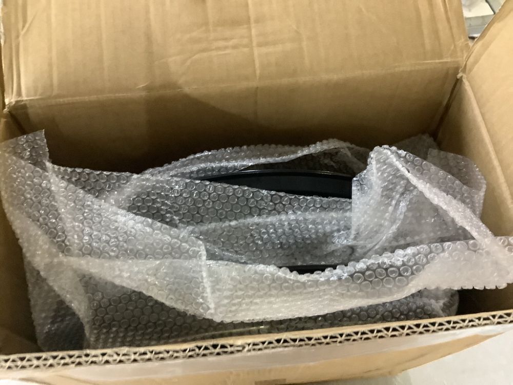 1999-2018 Ford E250 E350 E450 Econoline Van 16" Hub Caps, 4 Pack - Image 5 - Lot 454