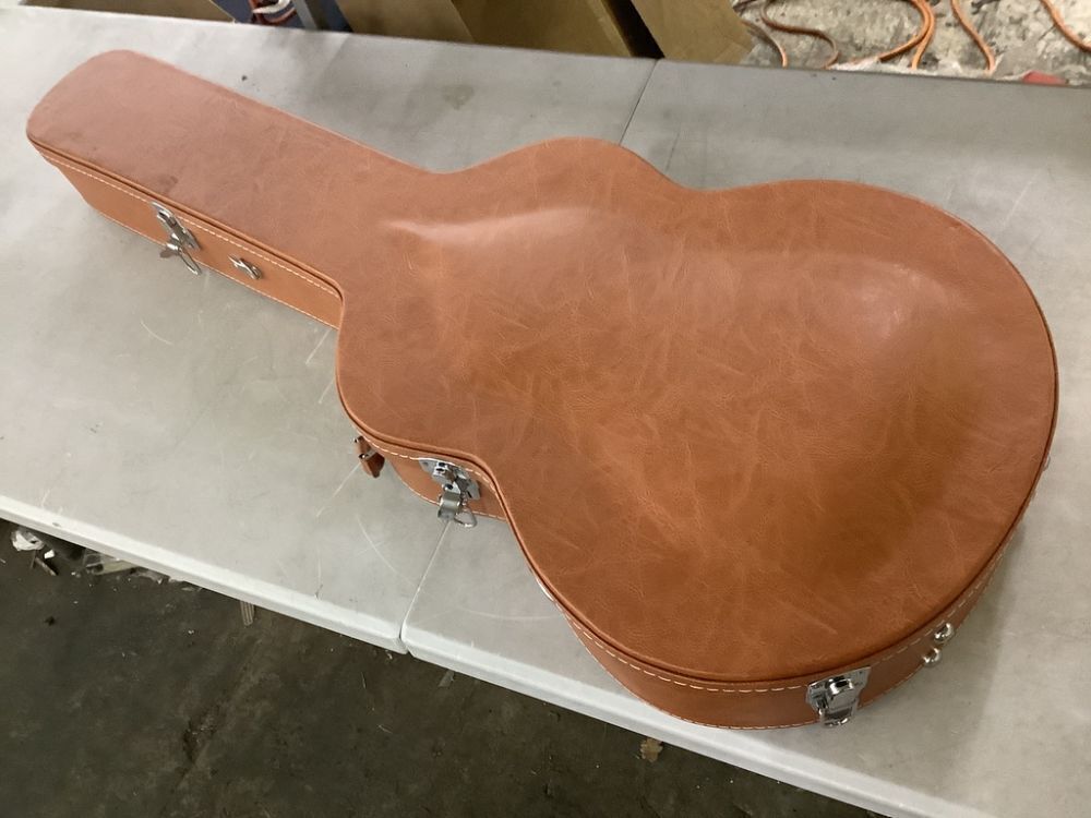 Electric Guitar Hard Case for 42" Guitars - Image 2 - Lot 460