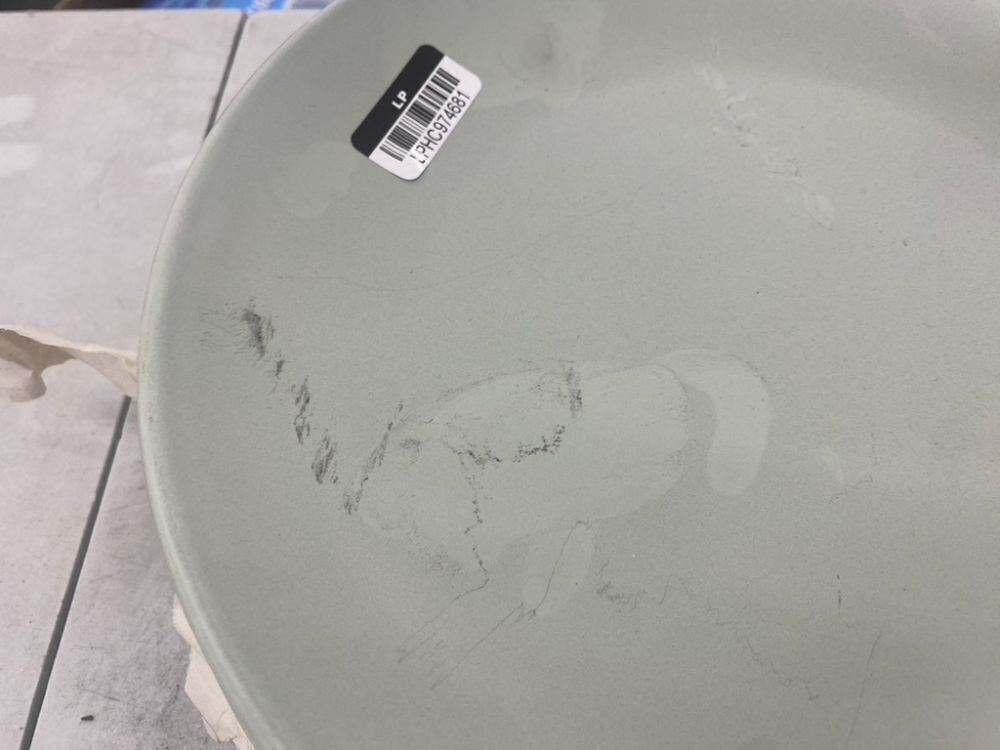 Lot of (6) Stoneware Dinner Plates & (2) Bowls - Some Scuffs - Image 5 - Lot 515