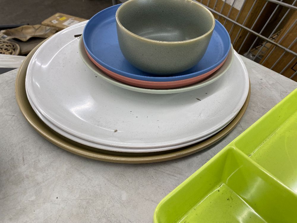 Lot of Dishes - Image 2 - Lot 516