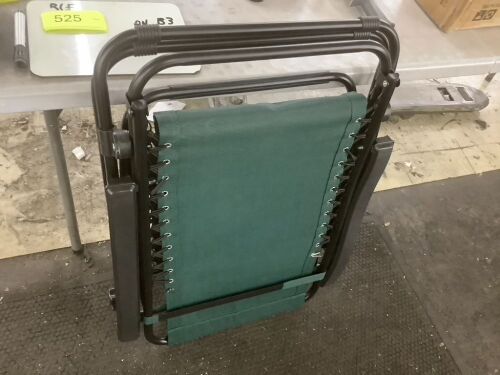 Adjustable Zero Gravity Patio Chair Recliner w/ Cup Holder - Lot 525
