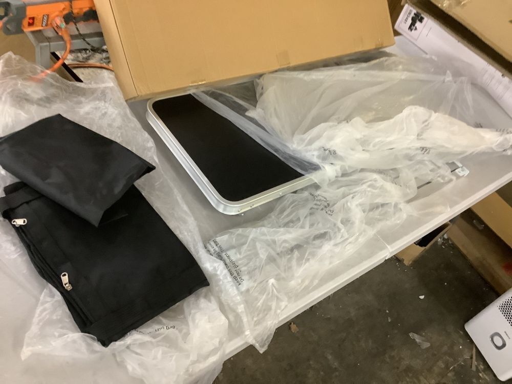 VINGLI 2-Tier Aluminum Portable Folding Table with Removable Oxford Cloth Carrying Bag - Image 2 - Lot 548
