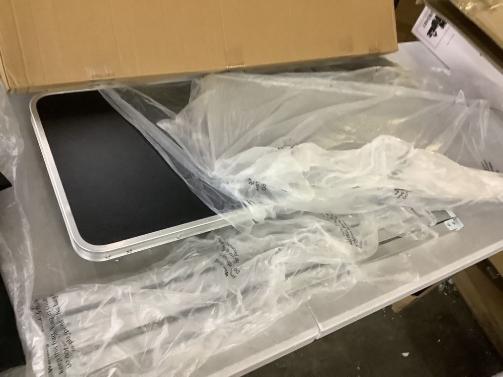 VINGLI 2-Tier Aluminum Portable Folding Table with Removable Oxford Cloth Carrying Bag - Image 4 - Lot 548