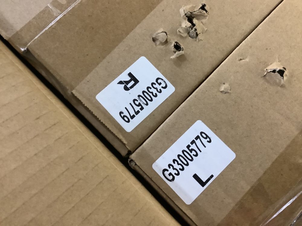 Pair of Side Mirrors for 07-13 Chevy Silverado 1500 2500 HD 3500 HD, GMC Sierra 1500 2500 HD, GMC Yukon/Yukon XL 1500 - Image 3 - Lot 549