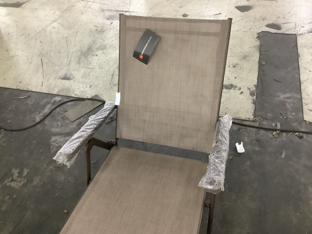 Outdoor Patio Chaise Recliner Lounge Chair w/ Rust-Resistant Frame - Image 2 - Lot 635