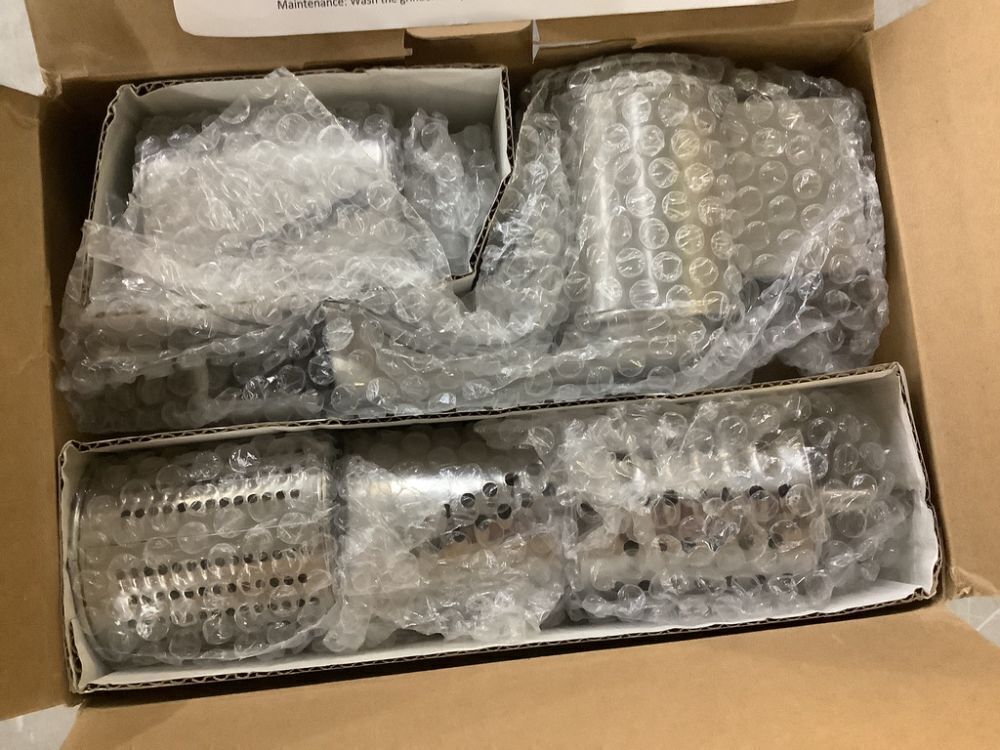 Rotary Food Grater - Image 3 - Lot 644