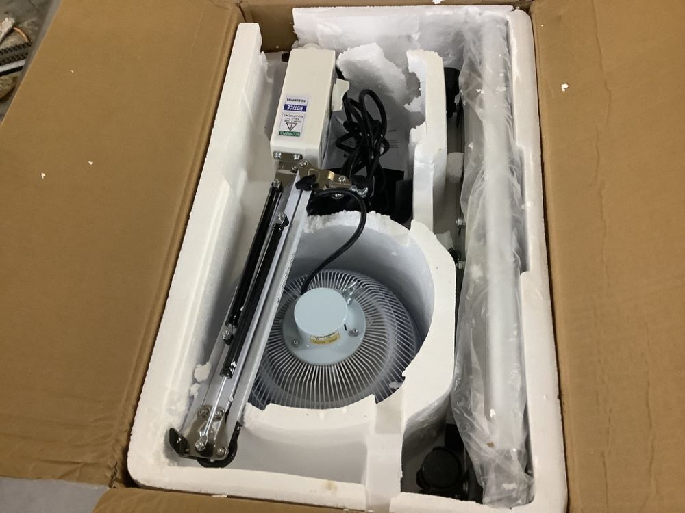 Far Infrared Mineral Heat Lamp, 250W - Image 3 - Lot 646