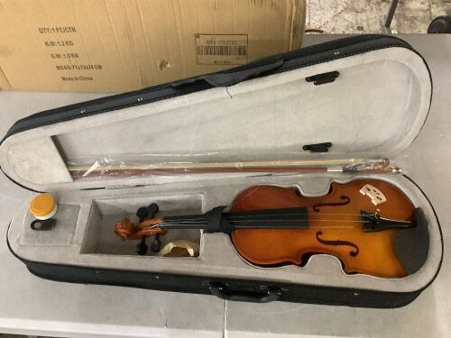 1/2 Acoustic Violin for Beginners - Broken String - Lot 648