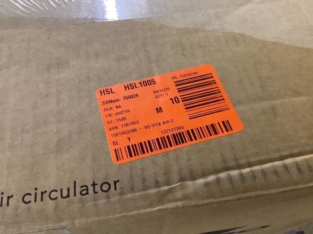 Vornado 660 10 in. Whole Room Air Circulator Fan - Image 6 - Lot 710JF